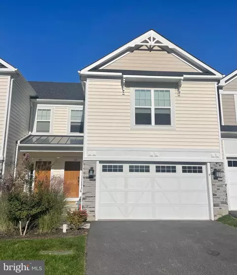 47 Hunters Ln, Glen Mills, PA 19342
