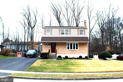 709 Dutton St, Aston, PA 19014