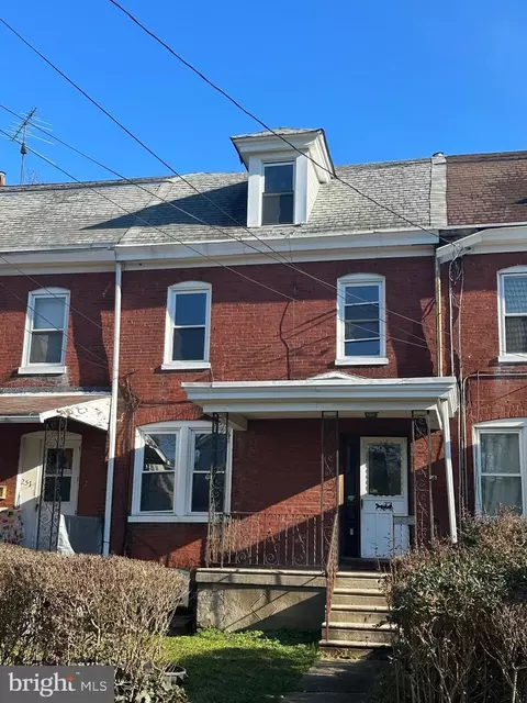 253 Clifton Ave, Sharon Hill, PA 19079