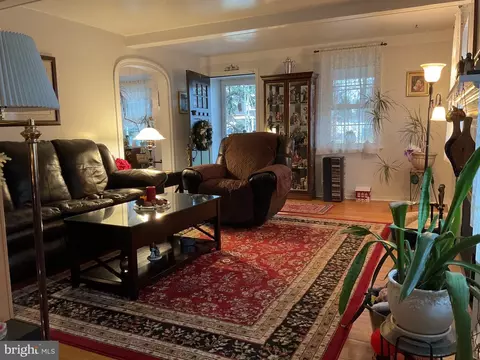 909 Providence Rd, Springfield, PA 19064 photo 7