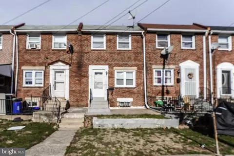 820 Macdonald St, Chester, PA 19013