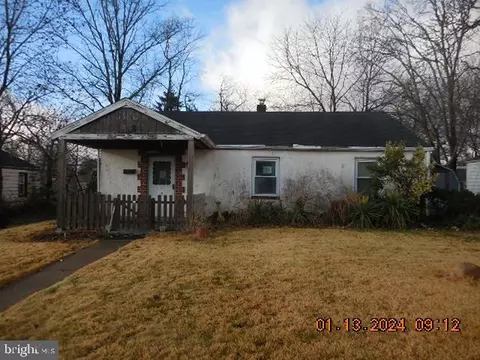 5 Herald Pl, Aston, PA 19014