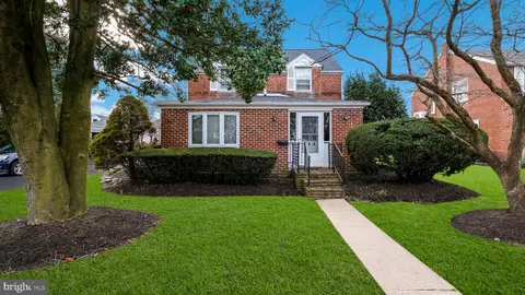 844 Burmont Rd, Drexel Hill, PA 19026