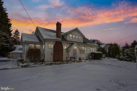1752 Bethel Rd, Garnet Valley, PA 19060