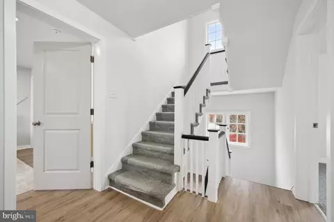 635 Ridgewood Rd, Upper Darby, PA 19082 photo 13