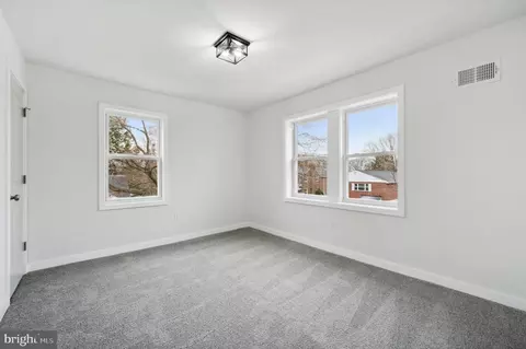 635 Ridgewood Rd, Upper Darby, PA 19082 photo 18