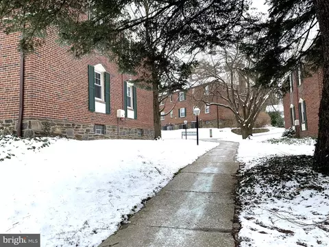 500 E Lancaster Ave #110 A, Wayne, PA 19087 photo 2