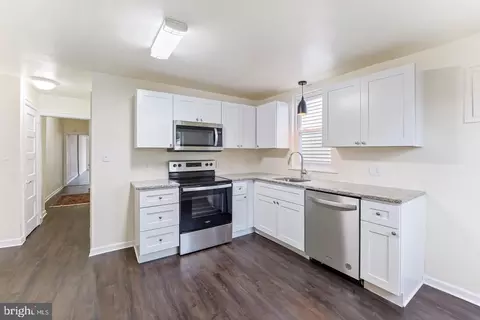1417 Hewes Ave, Marcus Hook, PA 19061 photo 6