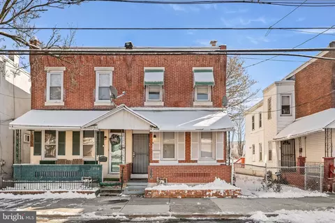 1915 W 4th St, Chester, PA 19013