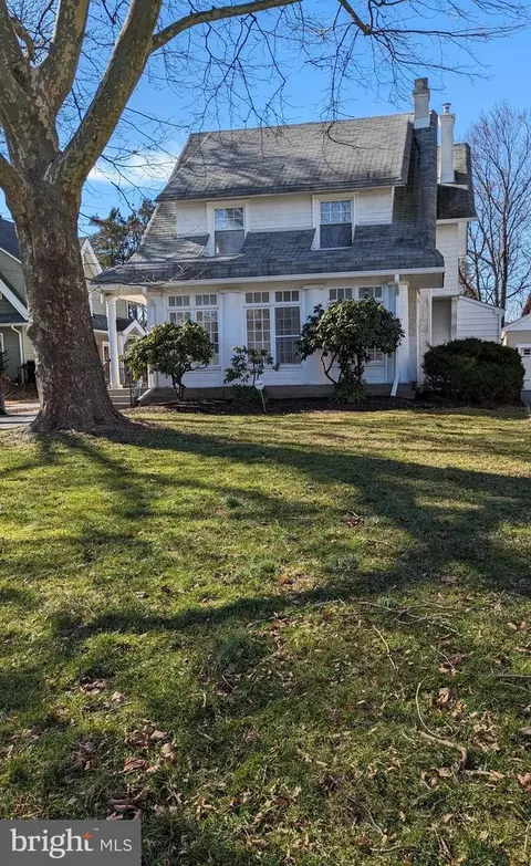 2418 Hirst Ter, Havertown, PA 19083