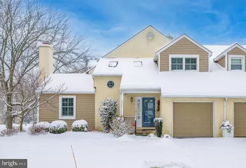 69 Hunters Run, Newtown Square, PA 19073