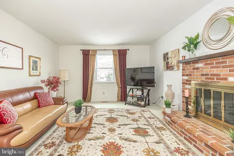 1848 Laurel, Boothwyn, PA 19061 photo 8