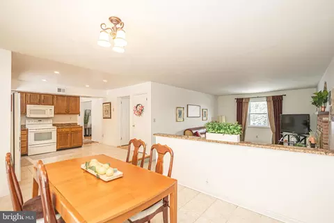 1848 Laurel, Boothwyn, PA 19061 photo 18