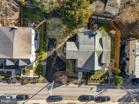 Exterior - 257 N Aberdeen Ave, Wayne, PA 19087 photo 16 of 19