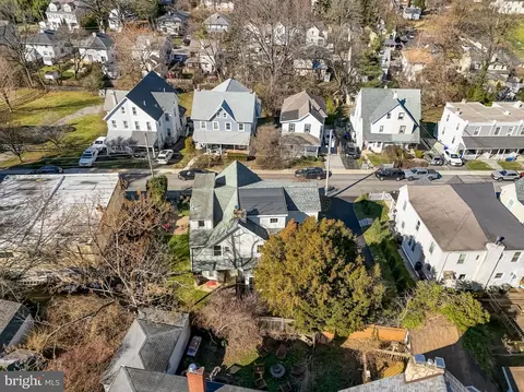 View/Area - 257 N Aberdeen Ave, Wayne, PA 19087 photo 4 of 5