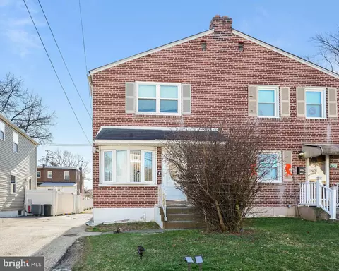 1008 North, Darby, PA 19023