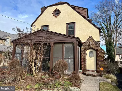 317 Wayne Ave, Lansdowne, PA 19050