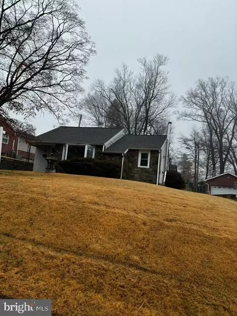 117 Harmil Rd, Broomall, PA 19008