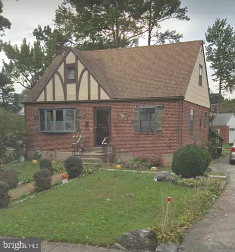 427 W Wayne Ave, Aldan, PA 19018