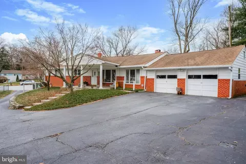 2102 Euclid Ave, Boothwyn, PA 19061