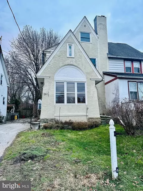 241 Rockingham Rd, Bryn Mawr, PA 19010