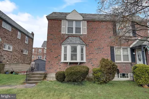933 Fariston Rd, Drexel Hill, PA 19026