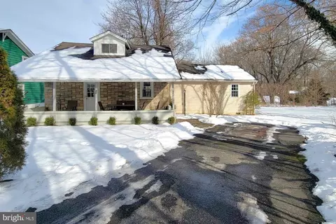 22 Levis Ave, Media, PA 19063