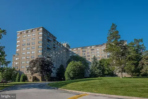 1030 E Lancaster Ave #829, Bryn Mawr, PA 19010