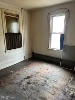 121 Worrilow St, Marcus Hook, PA 19061 photo 5
