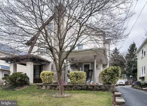 108 Birchwood Rd, Aldan, PA 19018