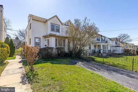 741 Humphreys Rd, Ardmore, PA 19003