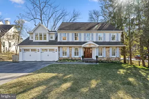 313 Oak Ter, Wayne, PA 19087