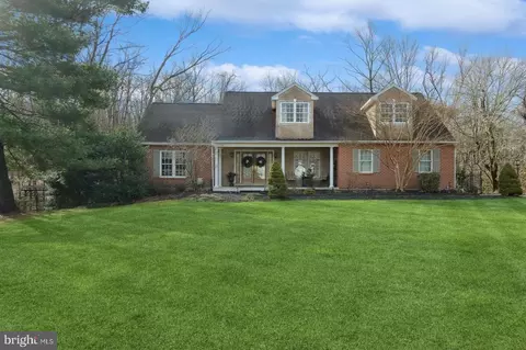 4 Newlin Way, Glen Mills, PA 19342