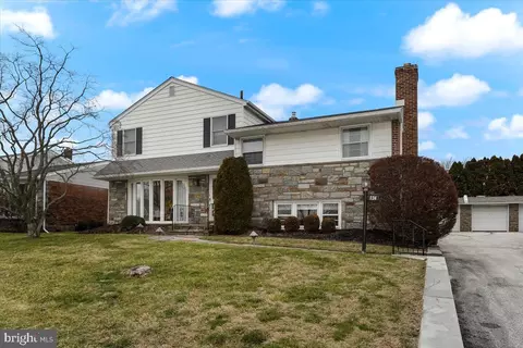 134 Greenbriar, Havertown, PA 19083