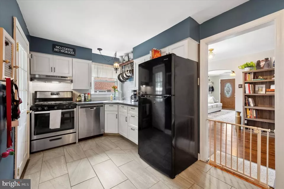  2709 Marshall Rd, Drexel Hill, PA 19026 photo 7