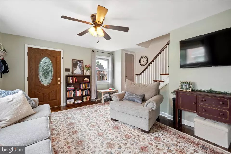  2709 Marshall Rd, Drexel Hill, PA 19026 photo 2