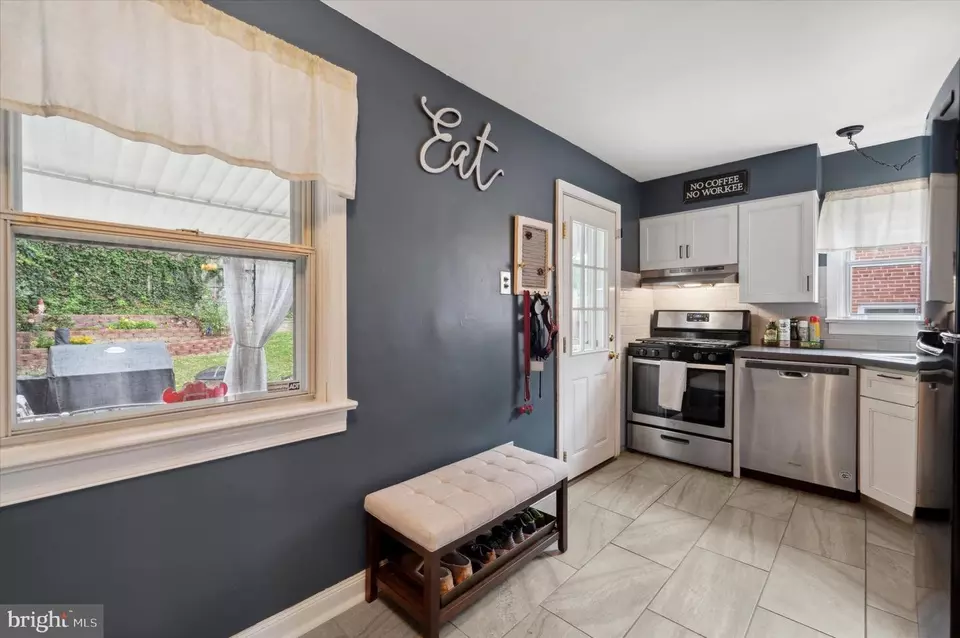  2709 Marshall Rd, Drexel Hill, PA 19026 photo 6