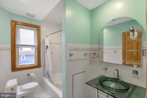 411 Elm Ave, Upper Darby, PA 19082 photo 24