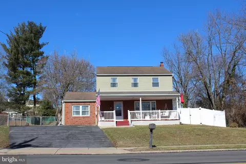 2520 Larkin Rd, Boothwyn, PA 19061