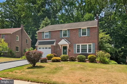 1348 Dermond Rd, Drexel Hill, PA 19026