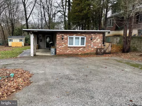 1846 Shallcross Ave, Folcroft, PA 19032