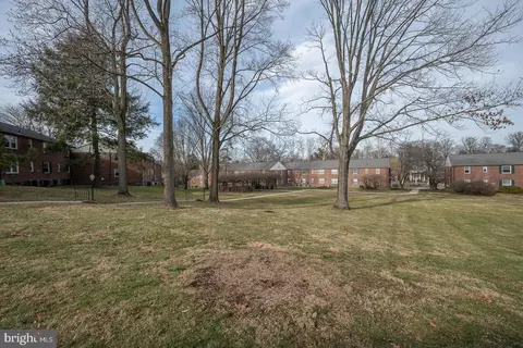 Exterior - 500 E Lancaster Ave #135B, Wayne, PA 19087 photo 5 of 7