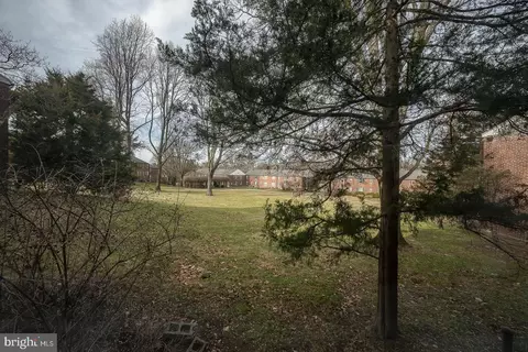 Exterior - 500 E Lancaster Ave #135B, Wayne, PA 19087 photo 6 of 7