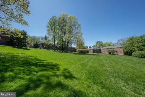 Exterior - 500 E Lancaster Ave #135B, Wayne, PA 19087 photo 7 of 7