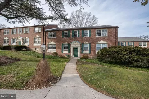 Exterior - 500 E Lancaster Ave #135B, Wayne, PA 19087 photo 3 of 7