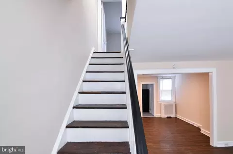 Entry Way - 429 Timberlake Rd, Upper Darby, PA 19082 photo 1 of 5
