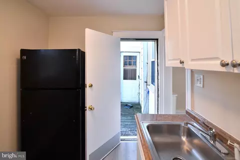 Kitchen - 429 Timberlake Rd, Upper Darby, PA 19082 photo 3 of 3