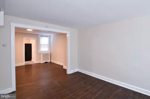 Living - 429 Timberlake Rd, Upper Darby, PA 19082 photo 2 of 2