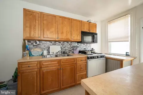 Kitchen - 19 Ardsley Rd, Upper Darby, PA 19082 photo 1 of 2