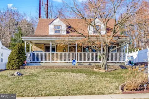 2439 Secane Rd, Secane, PA 19018